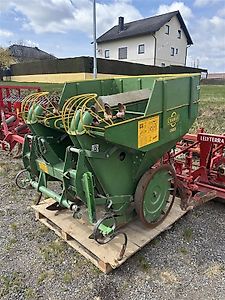 Cramer Kartoffelsetzmaschine 2-Reihig