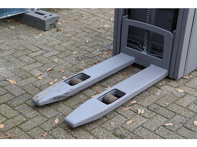 Jungheinrich EJC 112