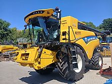 New Holland CR8.80 Revelation