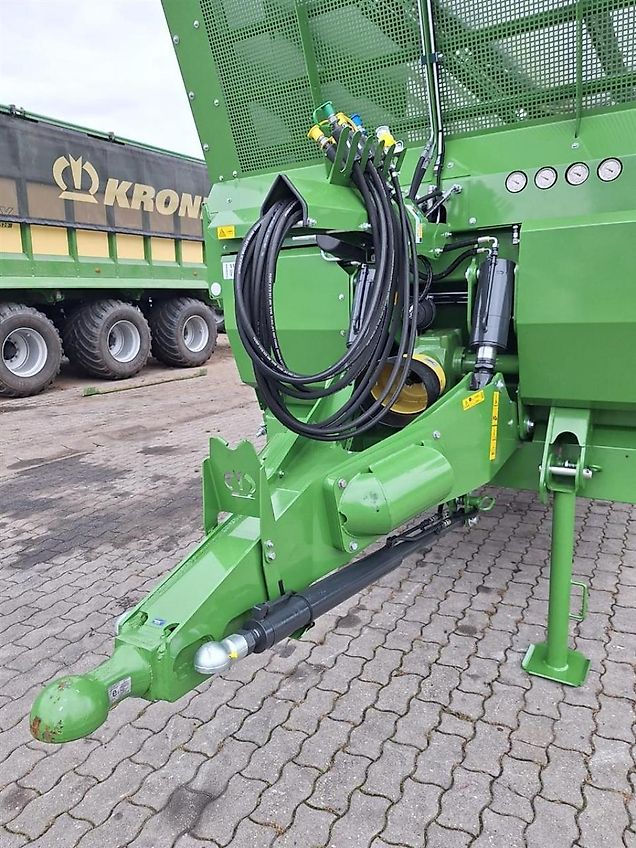 Krone TX 560