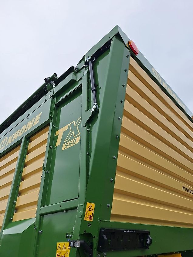 Krone TX 560