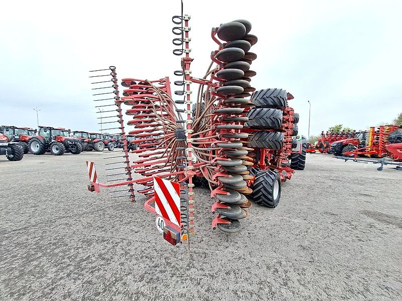 Kverneland Seeder KVERNELAND U DRILL 6M