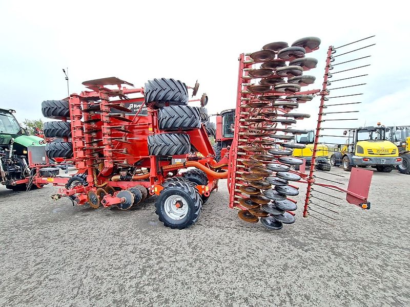 Kverneland Seeder KVERNELAND U DRILL 6M