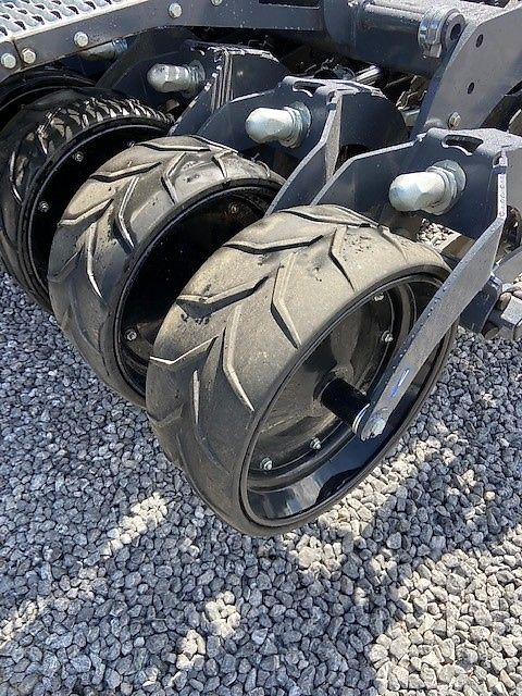 Sky Agriculture DESTOCKAGE : DIRECTZAAIMACHINE EASY DRILL W4020 FERTISEM HD PRO 1 E DRIVE PREMIUM