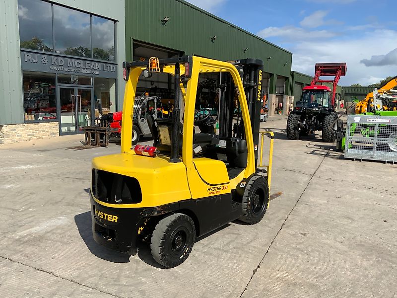 Hyster 3.0 Fortens Fork Lift (ST24360)