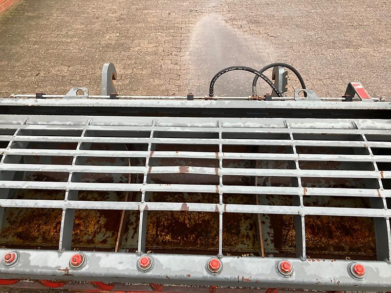 Bressel und Lade Silagebeißschaufel AS CLAAS SCORPION