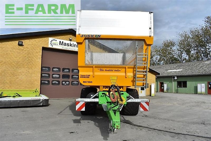 Joskin trans-cap 6500/22 bc150 aluminiumsoverbygningen kan tilkøbes.