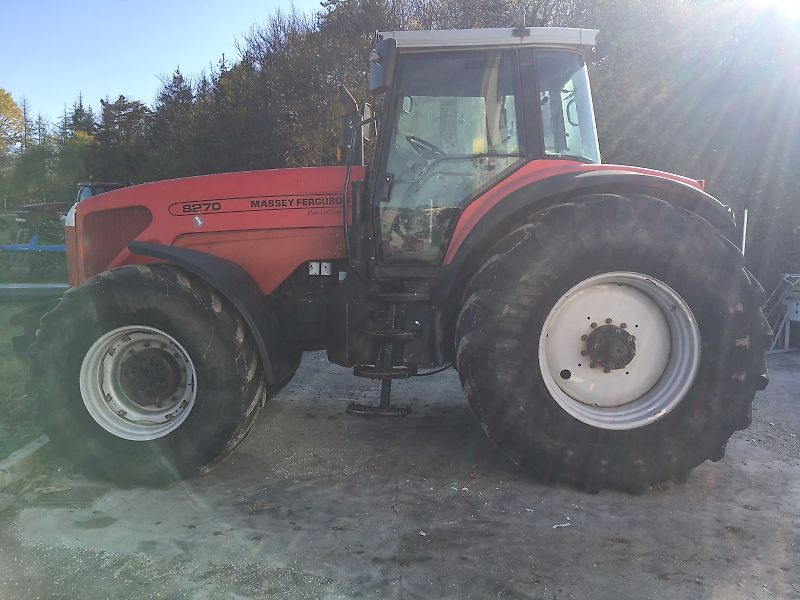 Massey Ferguson 8270