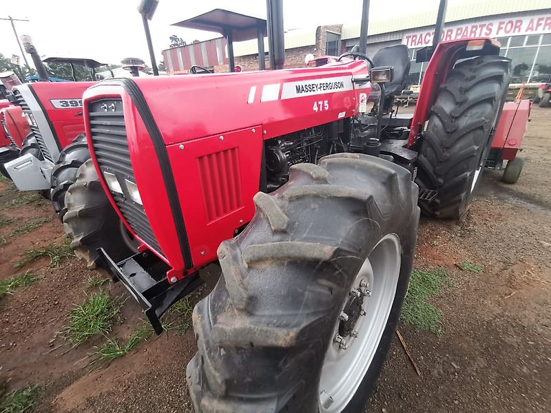 Massey Ferguson 475