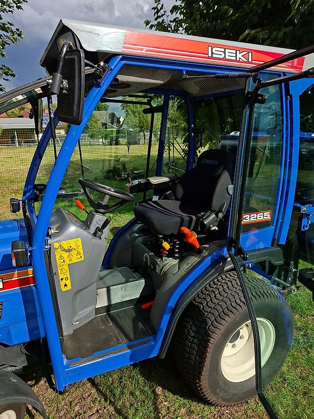 Iseki TH 3265 Rasentraktor+Klima+Mähwerk+Fangkorb GLS550