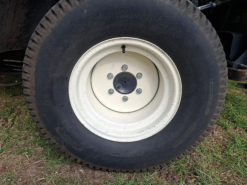 Iseki TH 3265 Rasentraktor+Klima+Mähwerk+Fangkorb GLS550