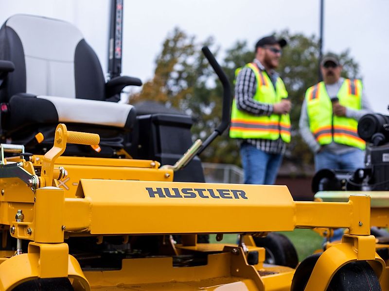 Hustler X-One 54&#34; RD Zero-Turn Aufsitzmäher