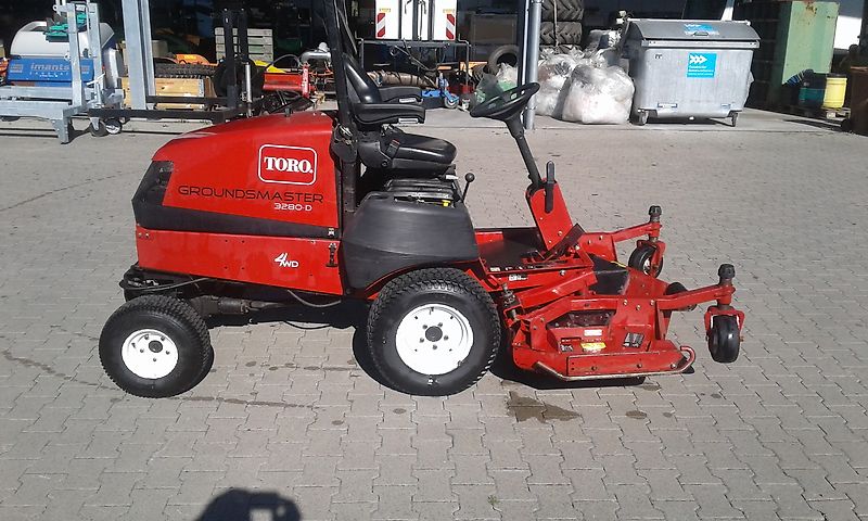 Toro 3280 D