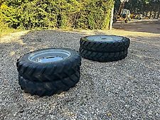 Set of Row Crop Wheels and BKT Tyres