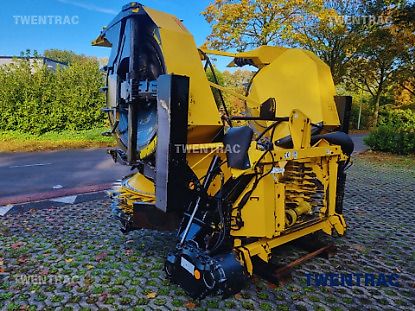 New Holland 450FIE (Kemper 460 Champion) maisbek