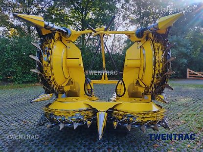 New Holland 450FIE (Kemper 460 Champion) maisbek