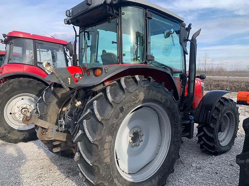 Massey Ferguson 6713