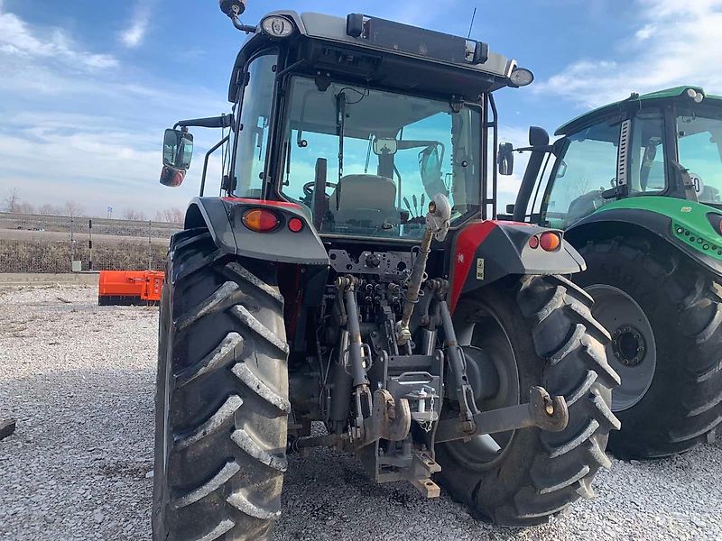 Massey Ferguson 6713