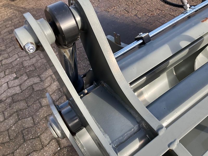 Bressel und Lade Silagebeißschaufel S CLAAS TORION