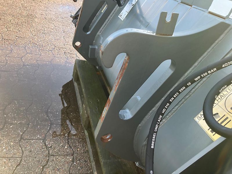 Bressel und Lade Silagebeißschaufel S CLAAS TORION