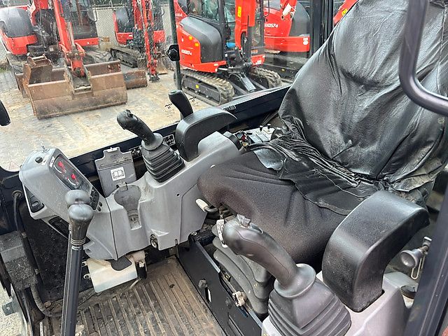 Kubota KX 027-4