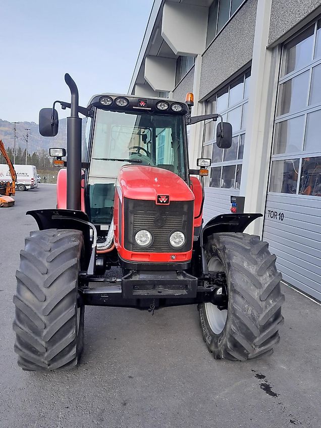 Massey Ferguson 6470-4