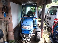 Iseki Traktor 4x4 4330 AHL FH&FZ