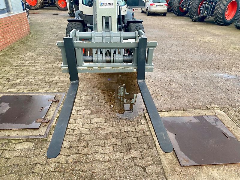 Bressel und Lade Palettengabel CLAAS TORION