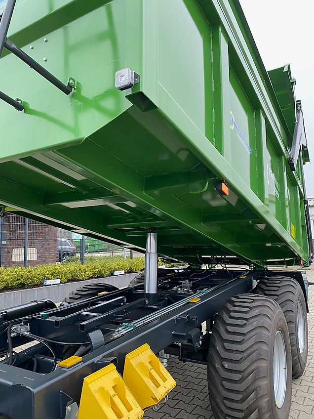 Pronar Muldenkipper (Heck), T 679; 16,0 to, NEU