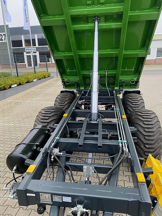 Pronar Muldenkipper (Heck), T 679; 16,0 to, NEU