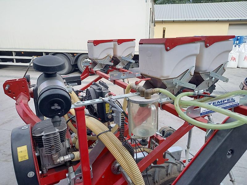 Agricola Italiana SNT-2-290 ( mit Granulatstreuer )