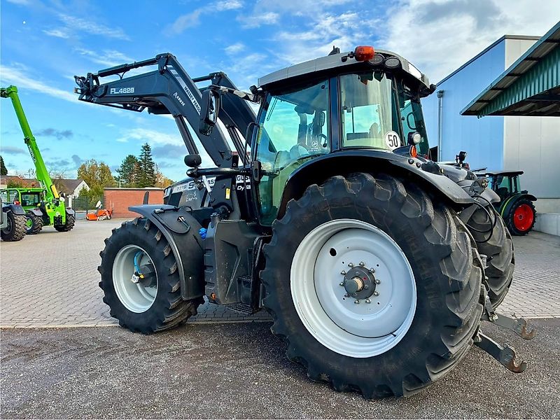 Massey Ferguson 7719S New Exclusive Dyna-VT schwarz rot DVT Dyna VT