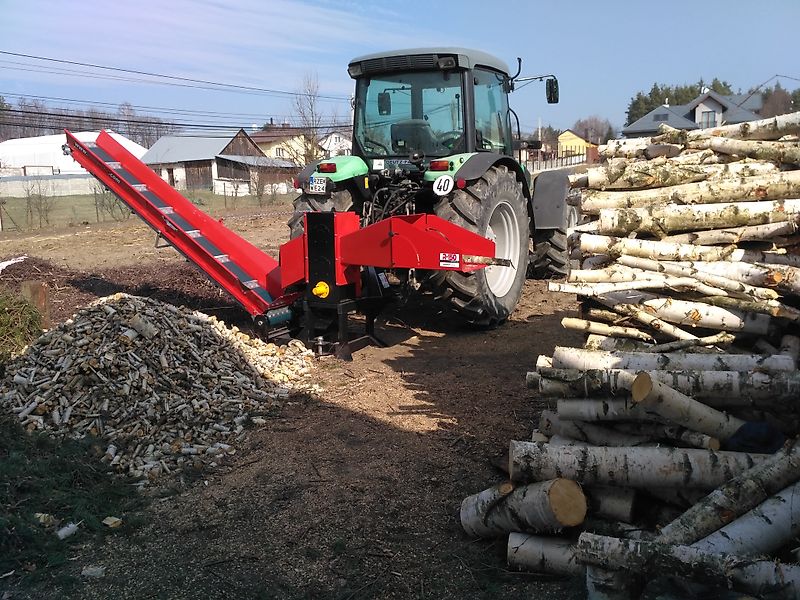 REMET CNC Holzhacker R-150 m. 3 Meter Förderband