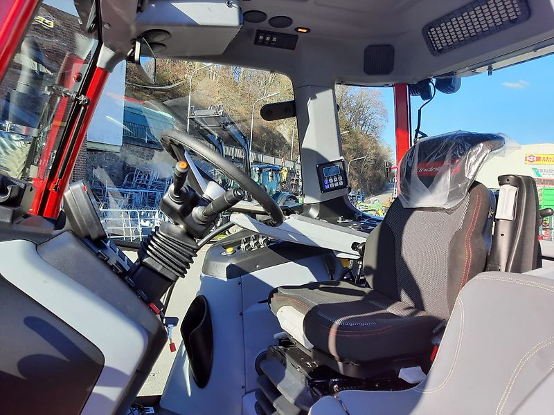 Lindner Traktoren Lintrac 100 LDrive