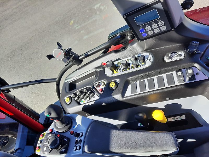 Lindner Traktoren Lintrac 100 LDrive