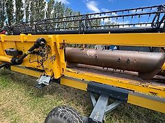 New Holland Varifeed 28