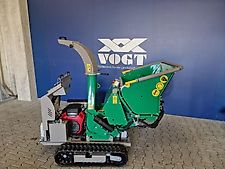 HS 120 MX PRO Holzhäcksler /Holzhacker /Holzschredder mit Kettenantrieb und hydr. Einzug