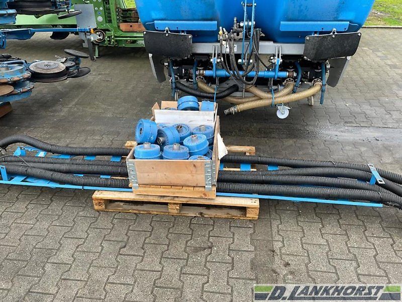 Lemken Azurit 9 KD 8.75 inklusive Fronttank