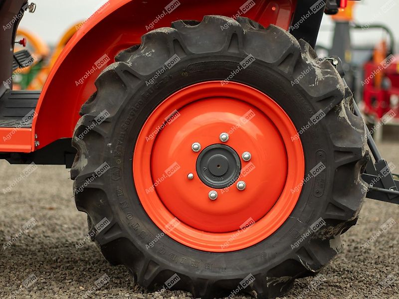 Kubota B1121 Traktor neu 12 PS