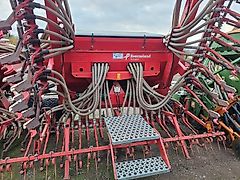 Kverneland Accord DV Pneumatic