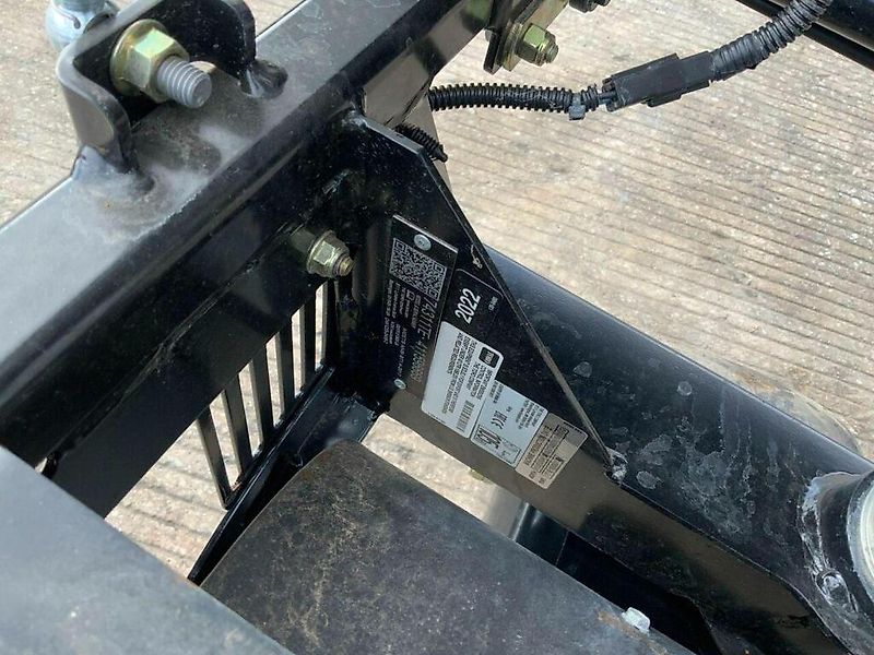 Toro Z8000 Series Lawn mower (ST21609)