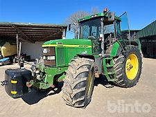 John Deere 7810