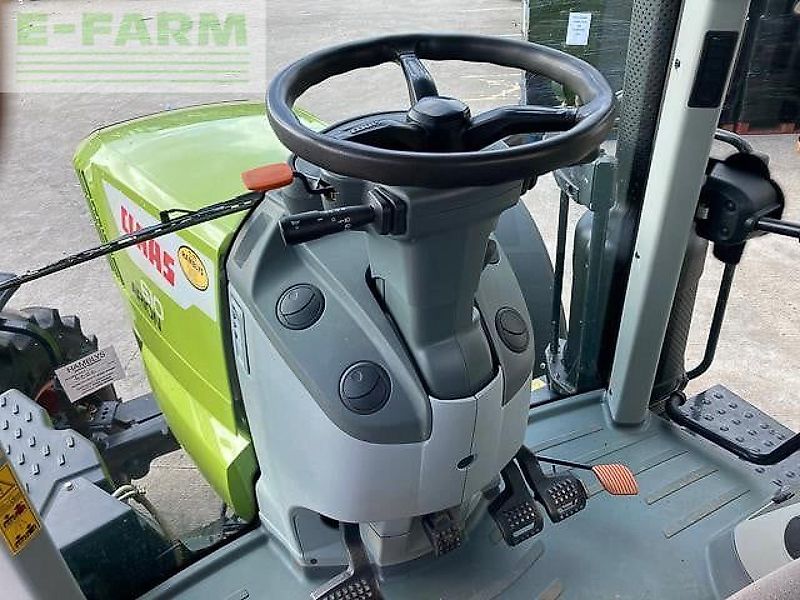 Claas ARION 610