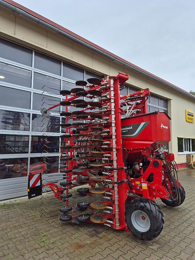 Kverneland Solosämaschine Satio F 6m