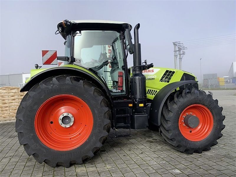 Claas ARION 660 CMATIC CEBIS