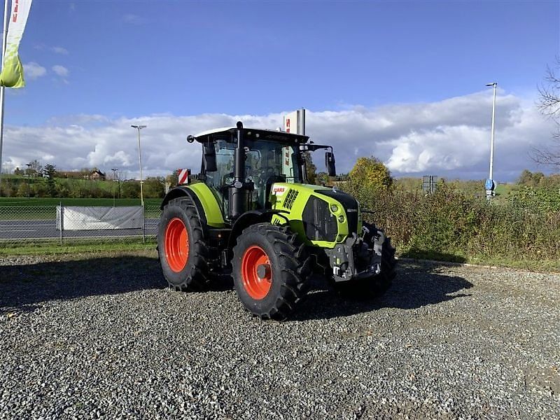 Claas ARION 530 CMATIC CEBIS