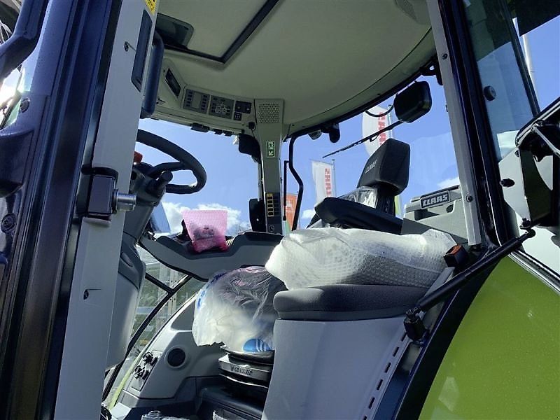 Claas ARION 530 CMATIC CEBIS