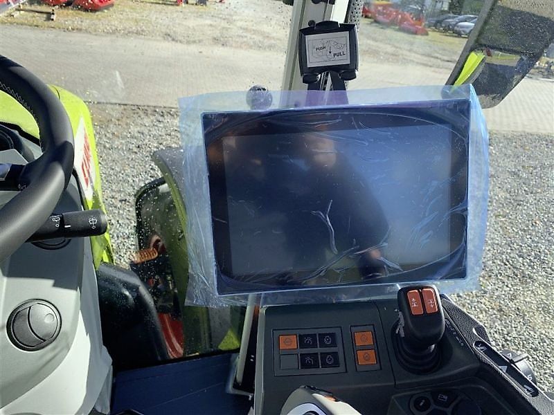 Claas ARION 530 CMATIC CEBIS