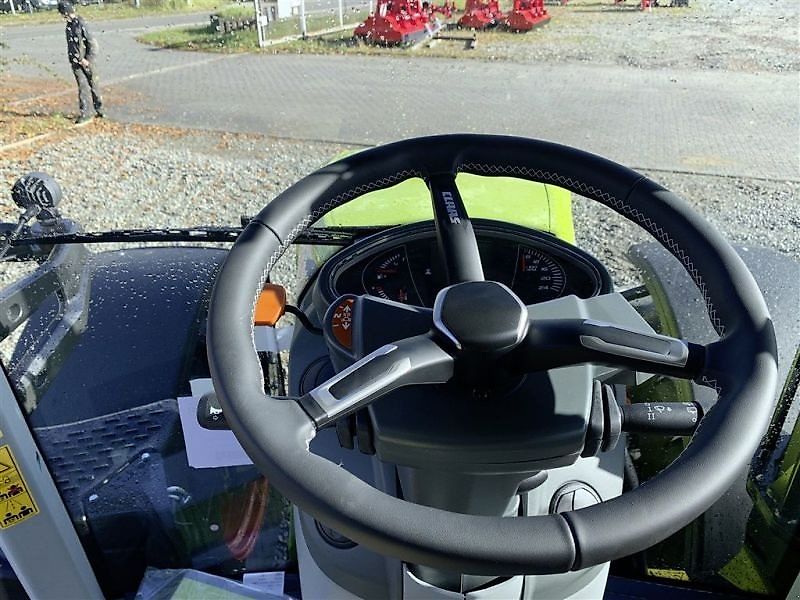 Claas ARION 530 CMATIC CEBIS