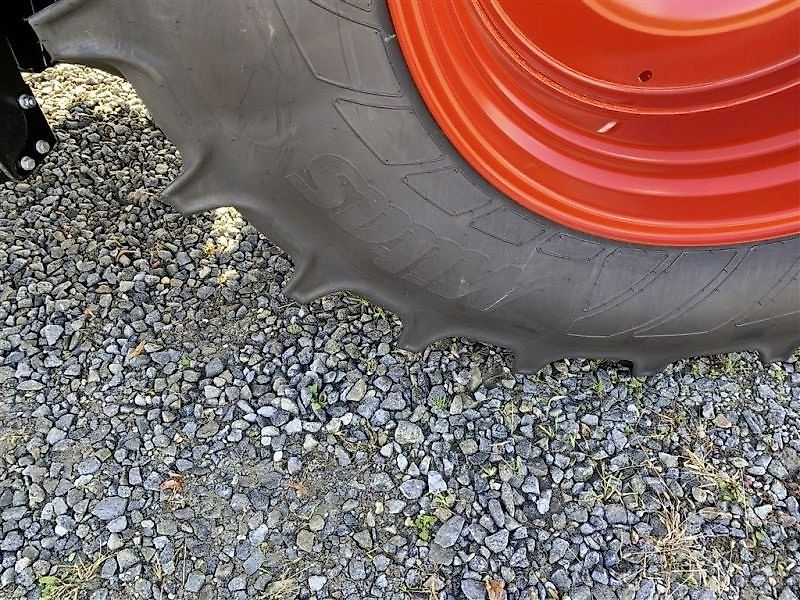 Claas ARION 530 CMATIC CEBIS